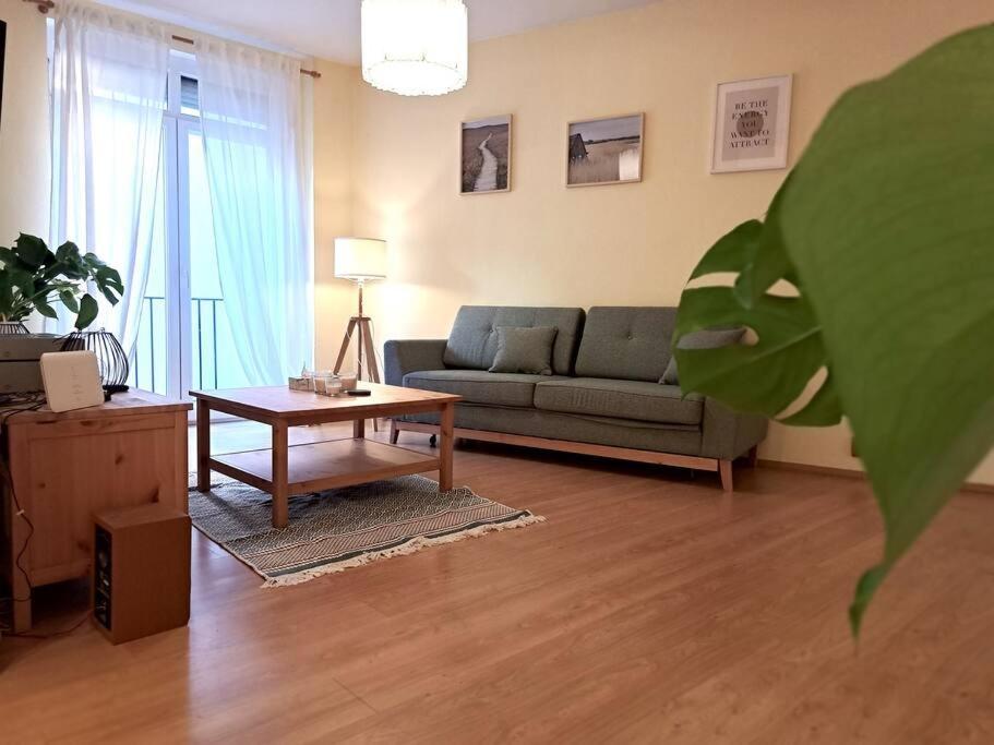 Home In The Heart Of The City Братислава Екстер'єр фото